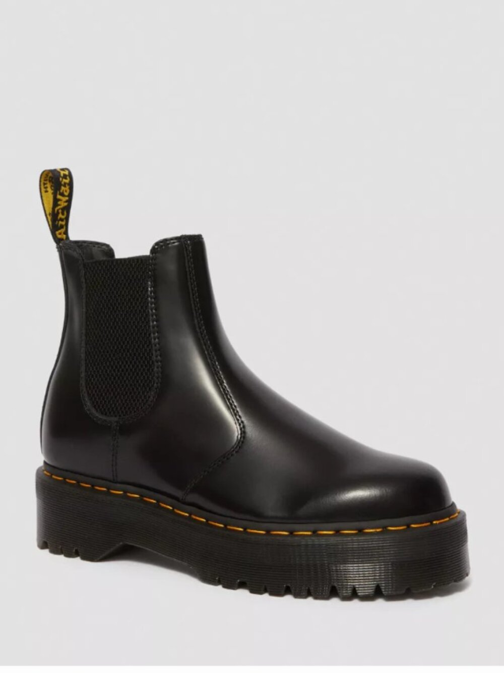 Dr. Marten 2976 Quad Smooth Leather Platform Chelsea Boots